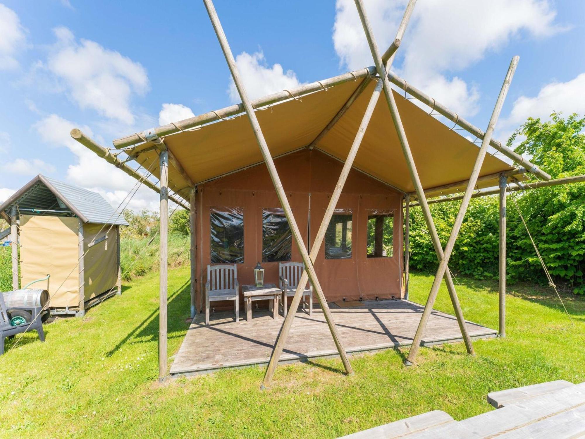 Quaint Bungalow In Callantsoog With Garden Екстериор снимка